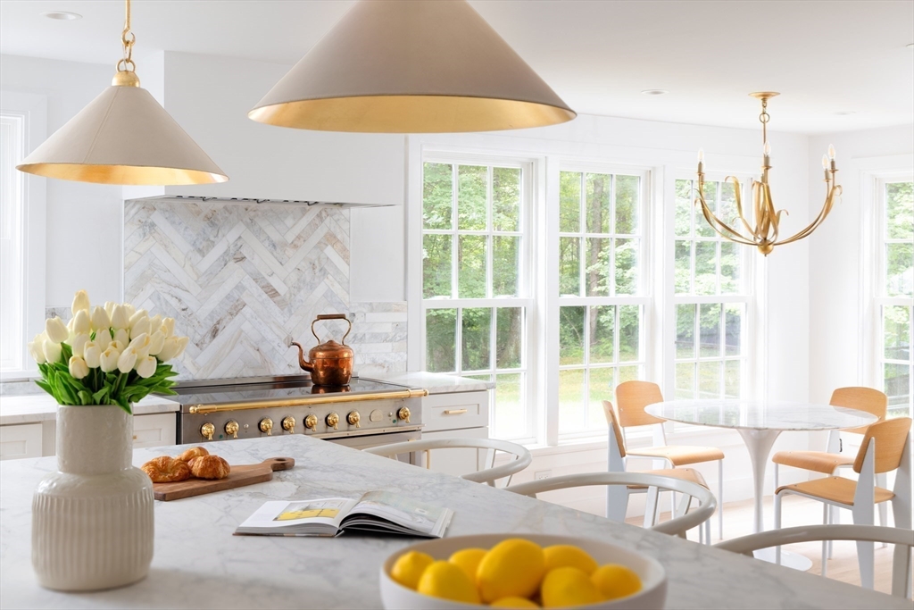 140 Cherry Brook Road Weston, MA 02493 - Photo 7 of 36