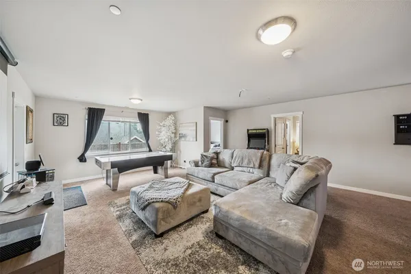 $744,999 | 10707 130th Street East, Puyallup, WA 98374