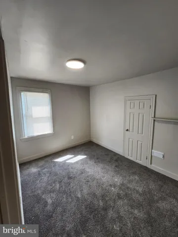 $2,250 | 84 Carpenter Street, Woodbury, NJ 08096