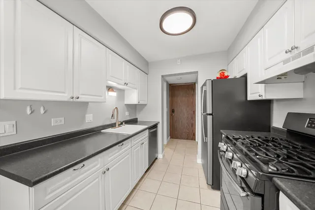 $2,100 | 1033 Glouchester Harbor, Unit 3602, Schaumburg, IL 60193