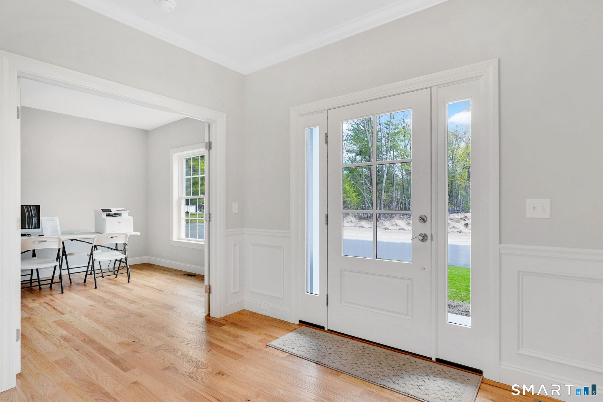 60 Liberty Lane Enfield, CT 06082 - Photo 8 of 38