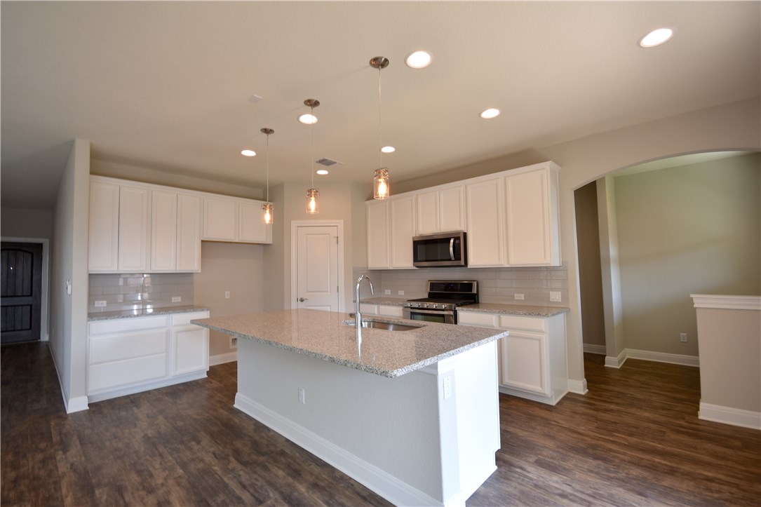 15911 Cessida Street Austin, TX 78728 - Photo 8 of 22 Beautiful and Functional Kitchen