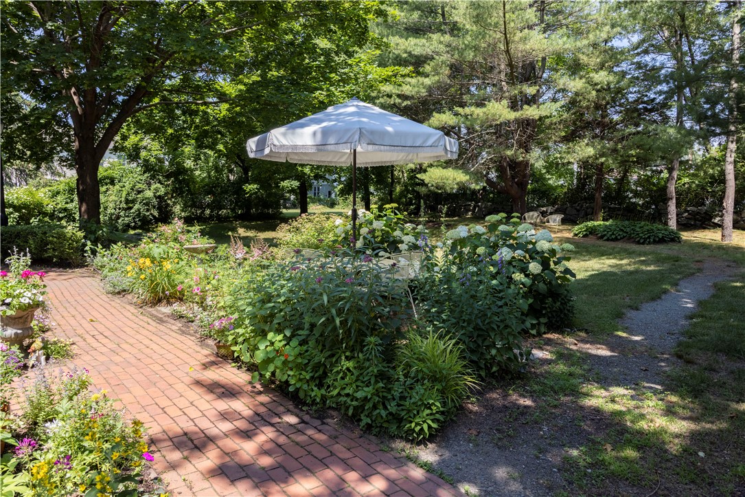 153 High Street, Unit 6 Westerly, RI 02891 - Photo 5 of 30 Gallery Image 5