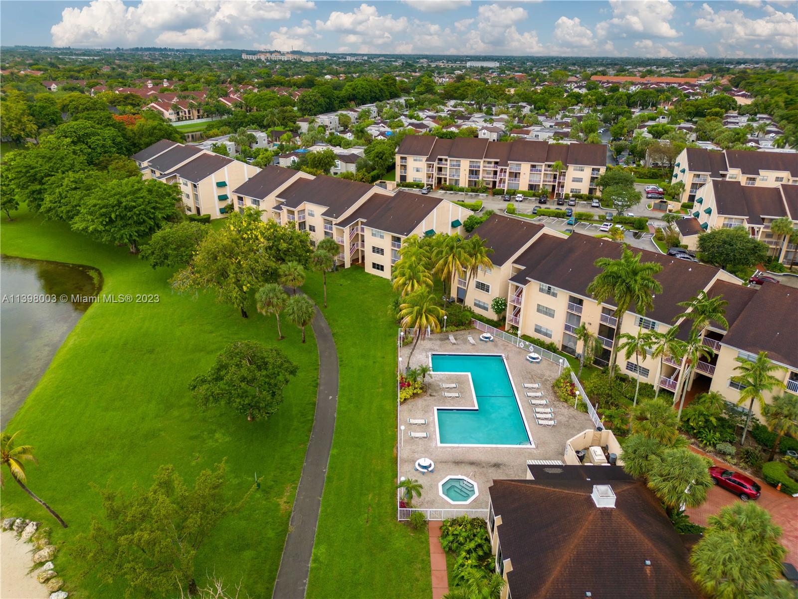 15330 Southwest 106th Terrace, Unit 903 Miami, FL 33196 - Photo 28 of 43 a view of a city