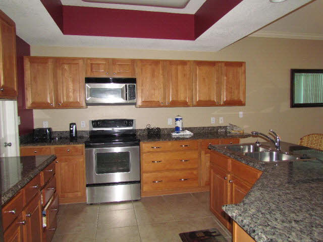 27800 Canal Road, Unit 309 Orange Beach, AL 36561 - Photo 6 of 33 Kitchen view 1