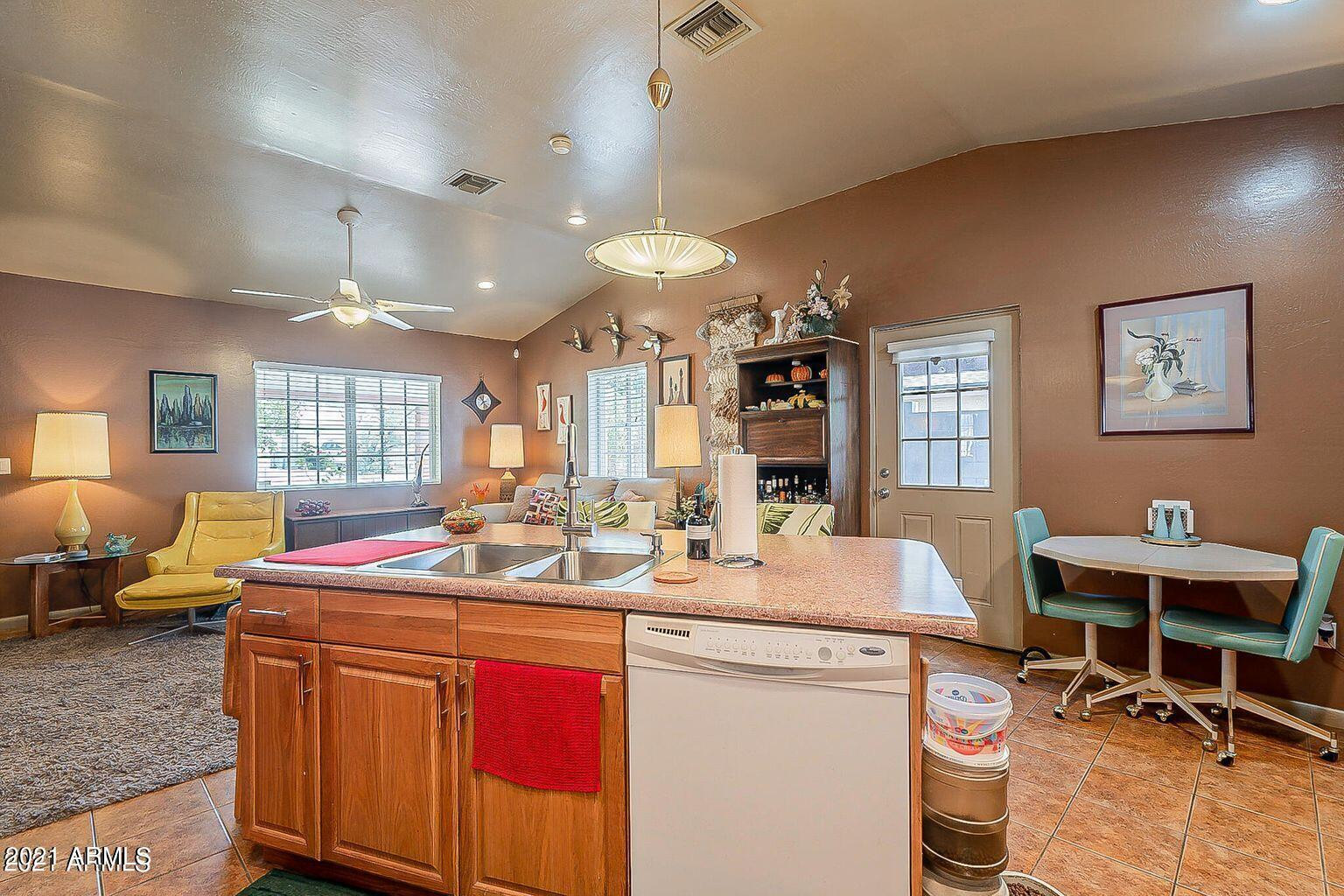 9416 North 3rd Avenue Phoenix, AZ 85021 - Photo 6 of 25 Photo #6
