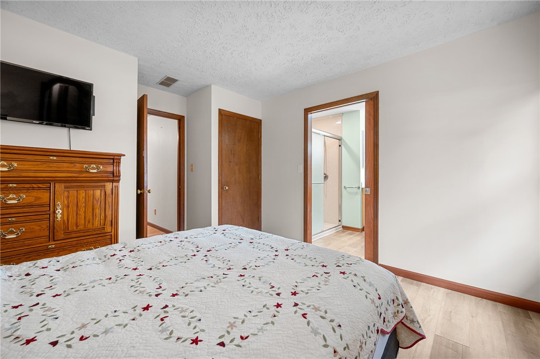 148 East Steidl Road Paris, IL 61944 - Photo 10 of 32
