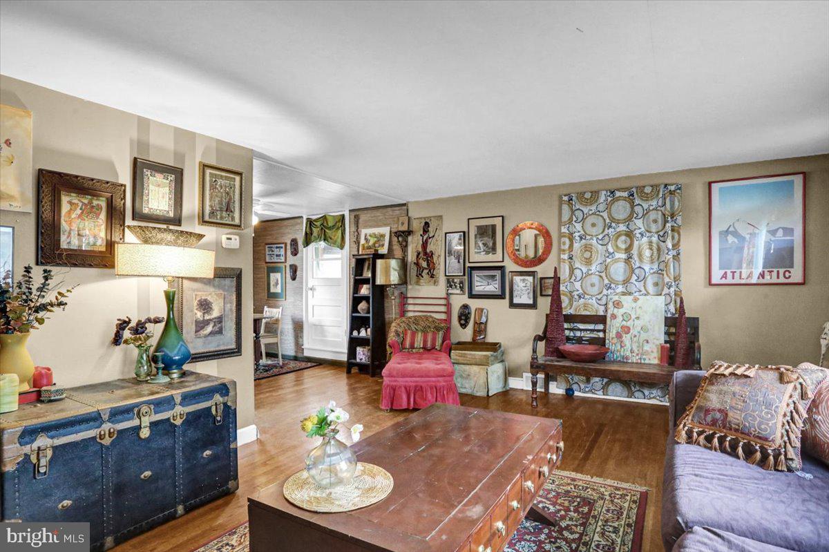 1542 Meade Street Reading, PA 19607 - Photo 4 of 23 Gallery Image 4