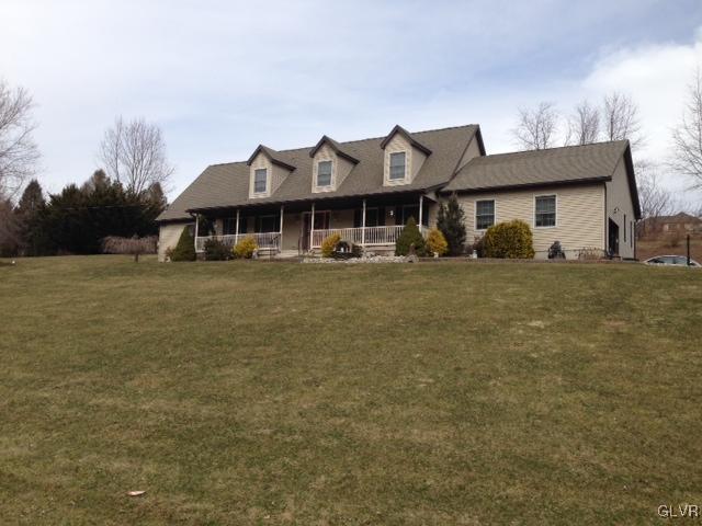240 Allegheny Road Mount Bethel, PA 18343 - Photo 2 of 50 Gallery Image 2