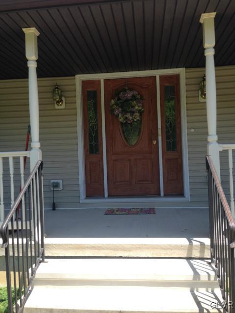 240 Allegheny Road Mount Bethel, PA 18343 - Photo 3 of 50 Gallery Image 3
