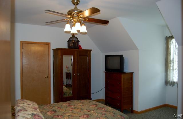 240 Allegheny Road Mount Bethel, PA 18343 - Photo 33 of 50 Gallery Image 33