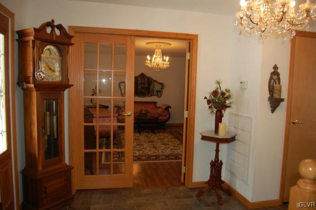 240 Allegheny Road Mount Bethel, PA 18343 - Photo 6 of 50 Gallery Image 6