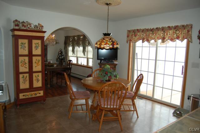 240 Allegheny Road Mount Bethel, PA 18343 - Photo 8 of 50 Gallery Image 8
