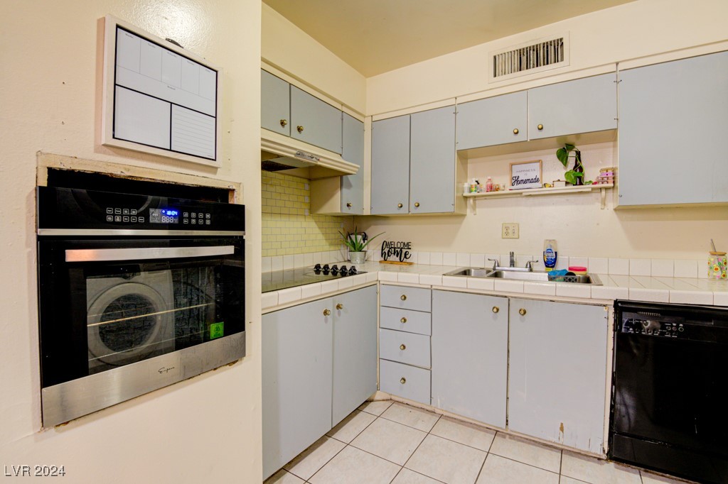 350 East Desert Inn Road, Unit C101 Las Vegas, NV 89109 - Photo 8 of 22 Gallery Image 8