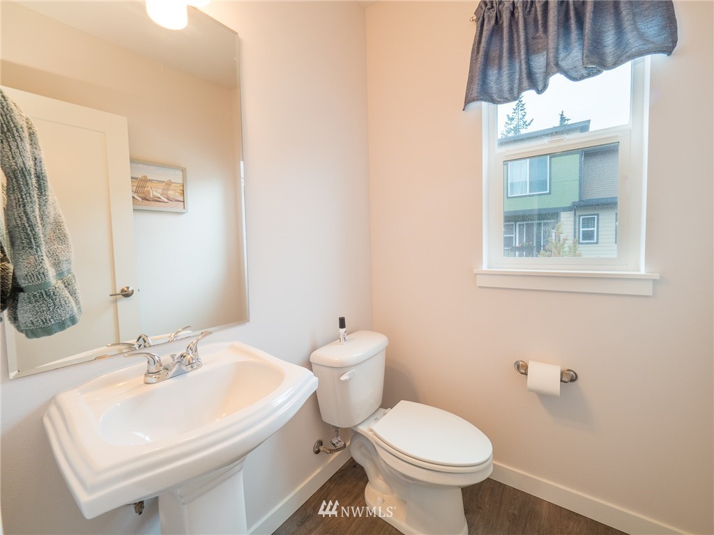 22923 79th Lane West, Unit C Edmonds, WA 98026 - Photo 11 of 31