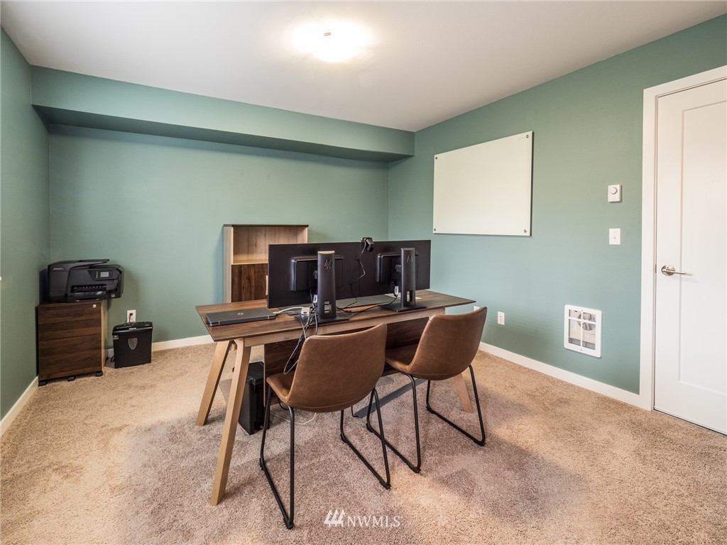 22923 79th Lane West, Unit C Edmonds, WA 98026 - Photo 13 of 31