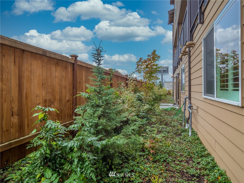 22923 79th Lane West, Unit C Edmonds, WA 98026 - Photo 28 of 31