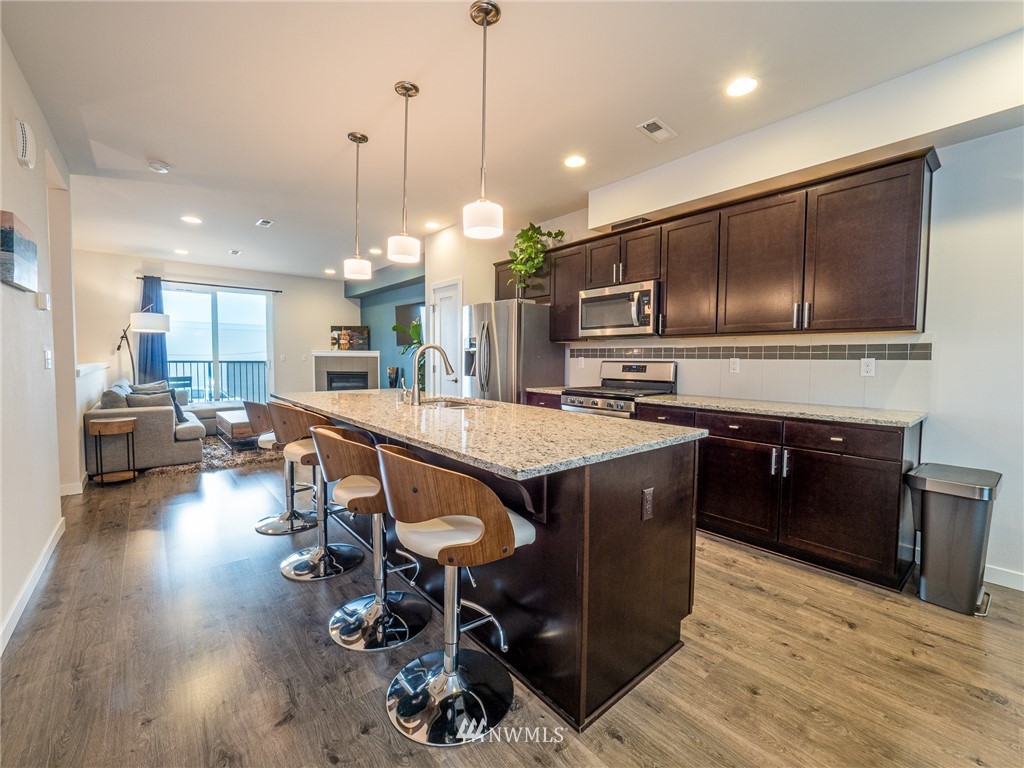 22923 79th Lane West, Unit C Edmonds, WA 98026 - Photo 5 of 31