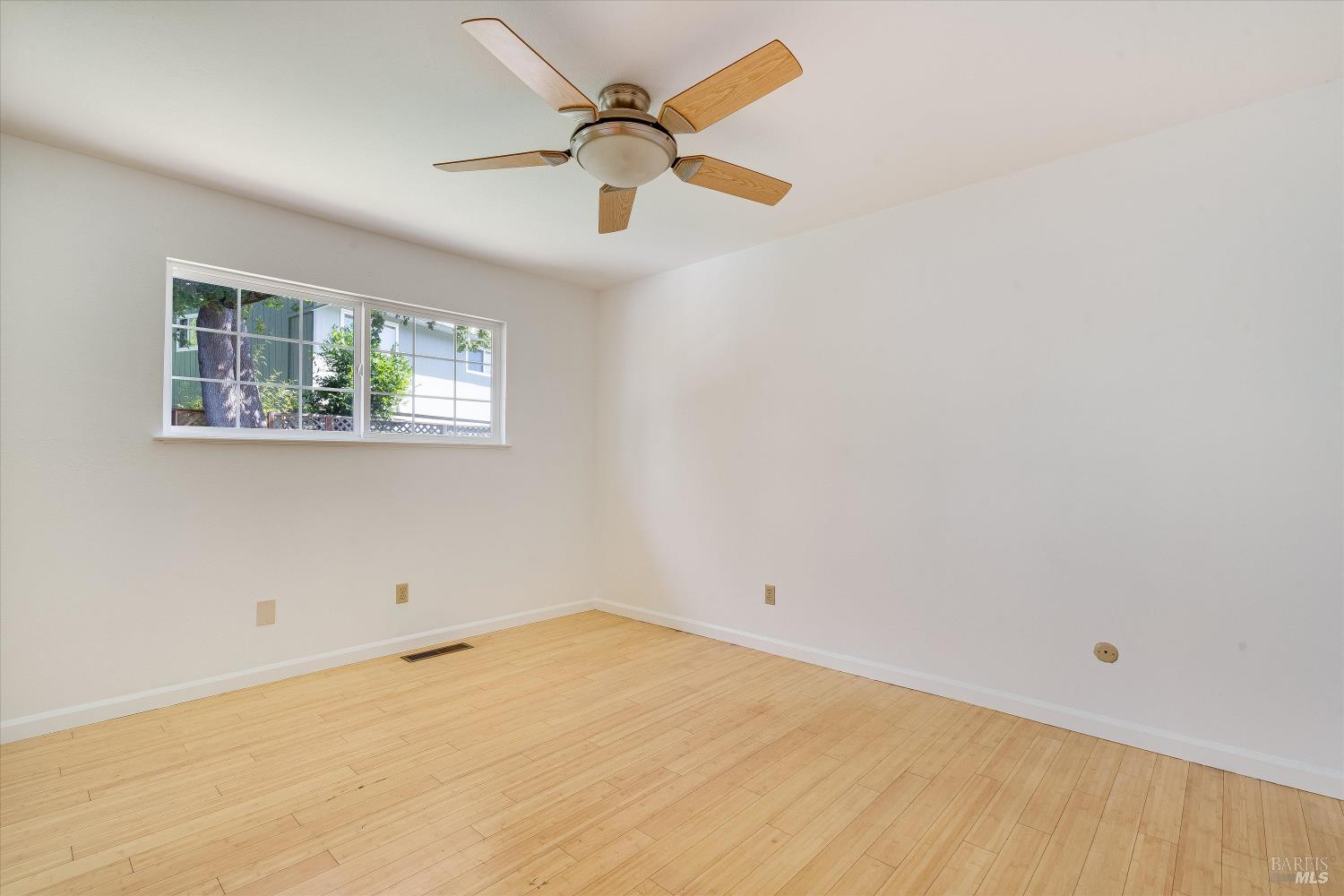 2140 Alejandro Drive Santa Rosa, CA 95405 - Photo 30 of 66 Gallery Image 30