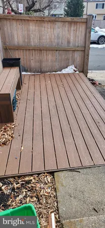 $3,600 | 327 James Street, Falls Church, VA 22046