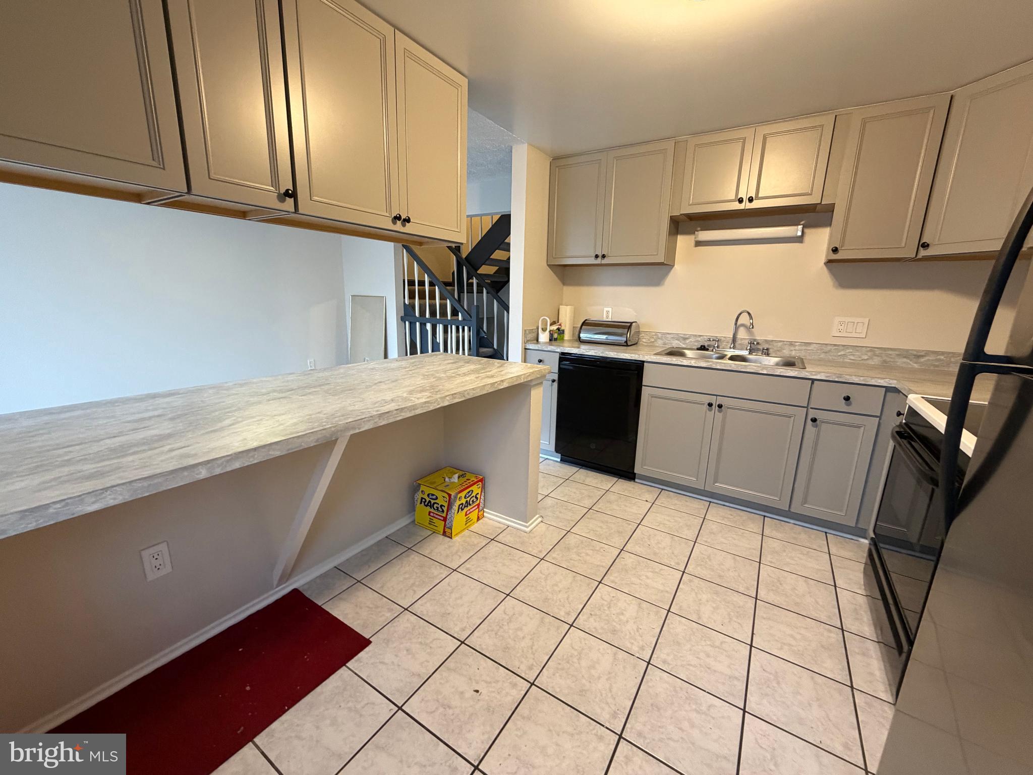 327 James Street Falls Church, VA 22046 - Photo 7 of 35 Kitchen 6