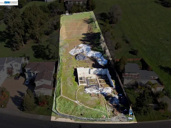 $1,700,000 | 26736 Hayward Boulevard, Hayward, CA 94542