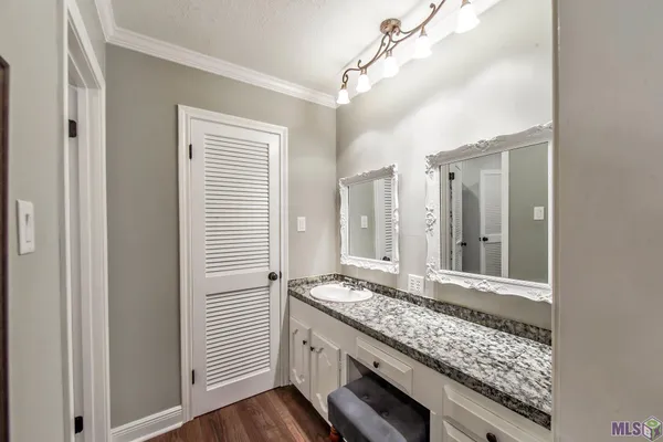 $375,000 | 103 Raywood Drive, Houma, LA 70360