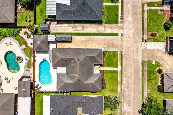 $375,000 | 103 Raywood Drive, Houma, LA 70360