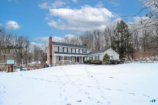 $759,000 | 6 Westwood Terrace, Newtown, CT 06470
