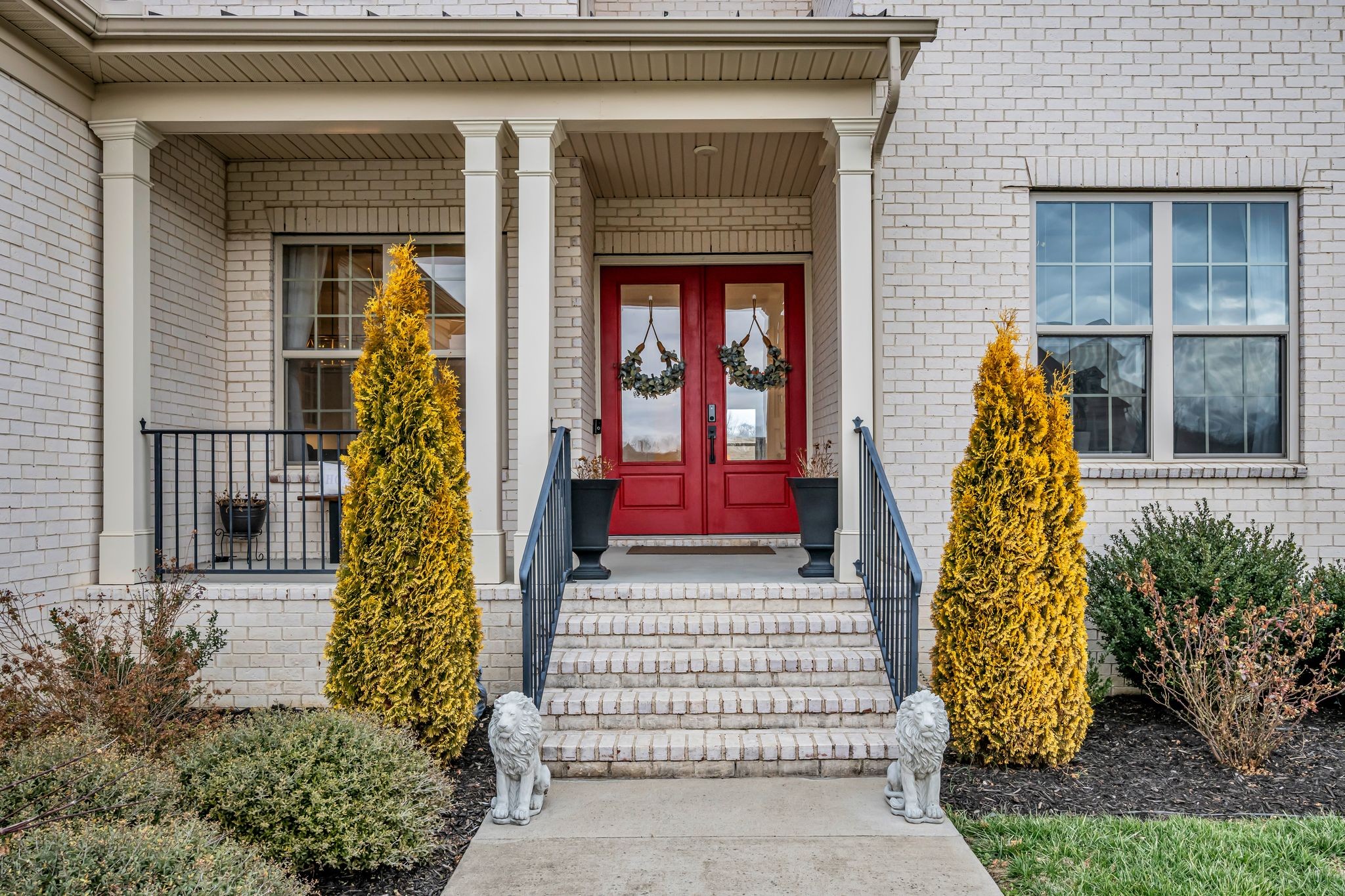 3193 Chase Point Drive Franklin, TN 37067 - Photo 3 of 53