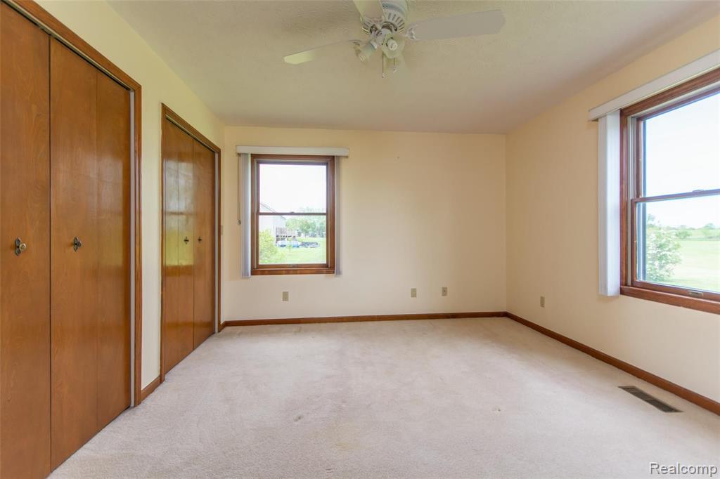 8655 Dell Road Saline, MI 48176 - Photo 16 of 44