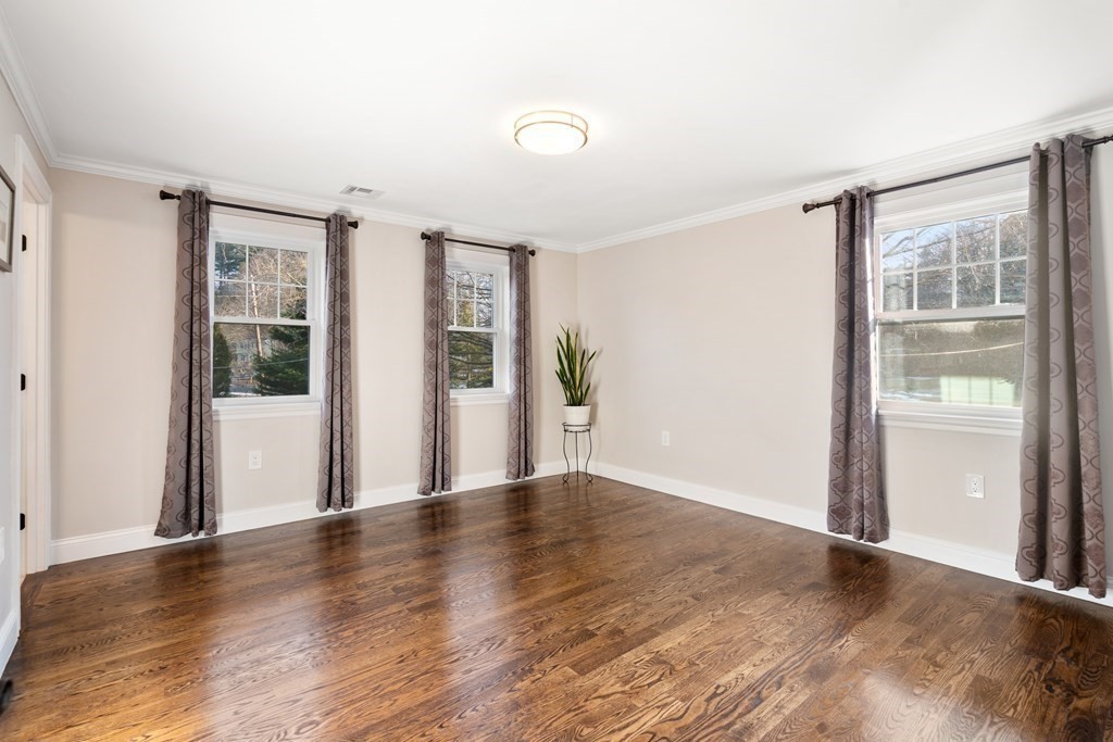 4 Brooks Road Sudbury, MA 01776 - Photo 17 of 37 Gallery Image 17