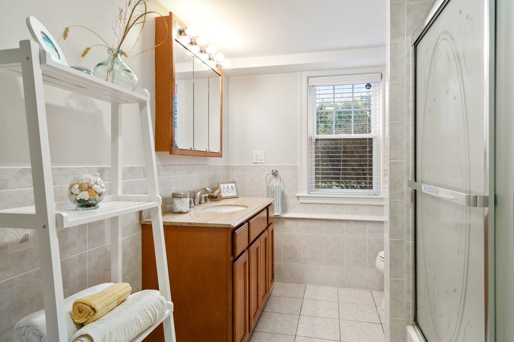 4 Brooks Road Sudbury, MA 01776 - Photo 25 of 37 Gallery Image 25