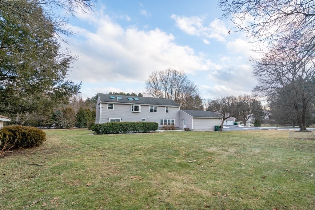 4 Brooks Road Sudbury, MA 01776 - Photo 34 of 37 Gallery Image 34