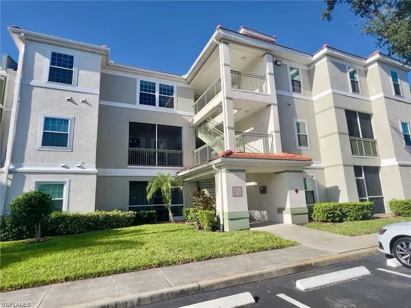 $2,000 | 23520 Walden Center Drive, Unit 308, Estero, FL 34134