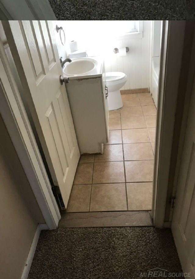 8664 Harding Ave Center Center Line, MI 48015 - Photo 15 of 19