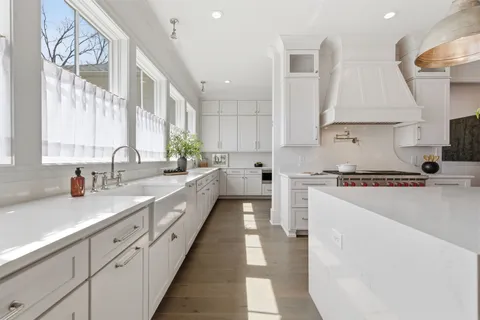 $3,900,000 | 3311 Skyline Drive, Nashville, TN 37215
