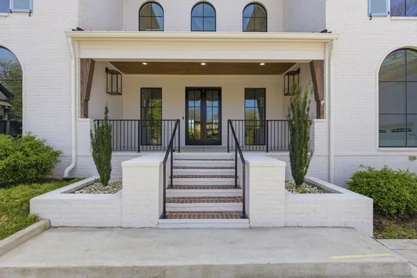$3,900,000 | 3311 Skyline Drive, Nashville, TN 37215