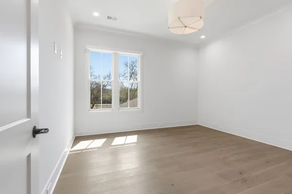 $3,900,000 | 3311 Skyline Drive, Nashville, TN 37215