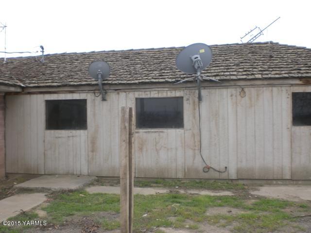 330 South Satus Road Toppenish, WA 98948 - Photo 19 of 24