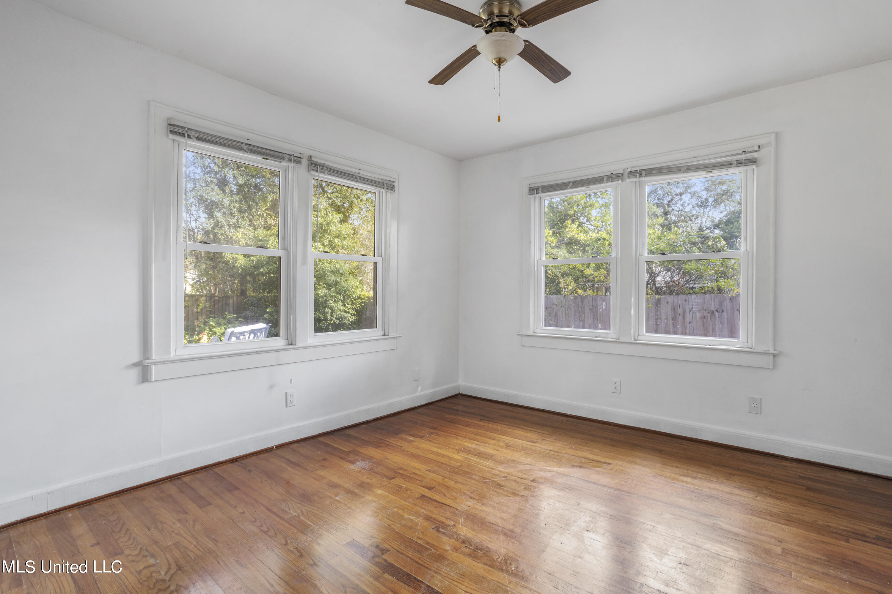 2534 Wilson Road Biloxi, MS 39531 - Photo 26 of 37 026