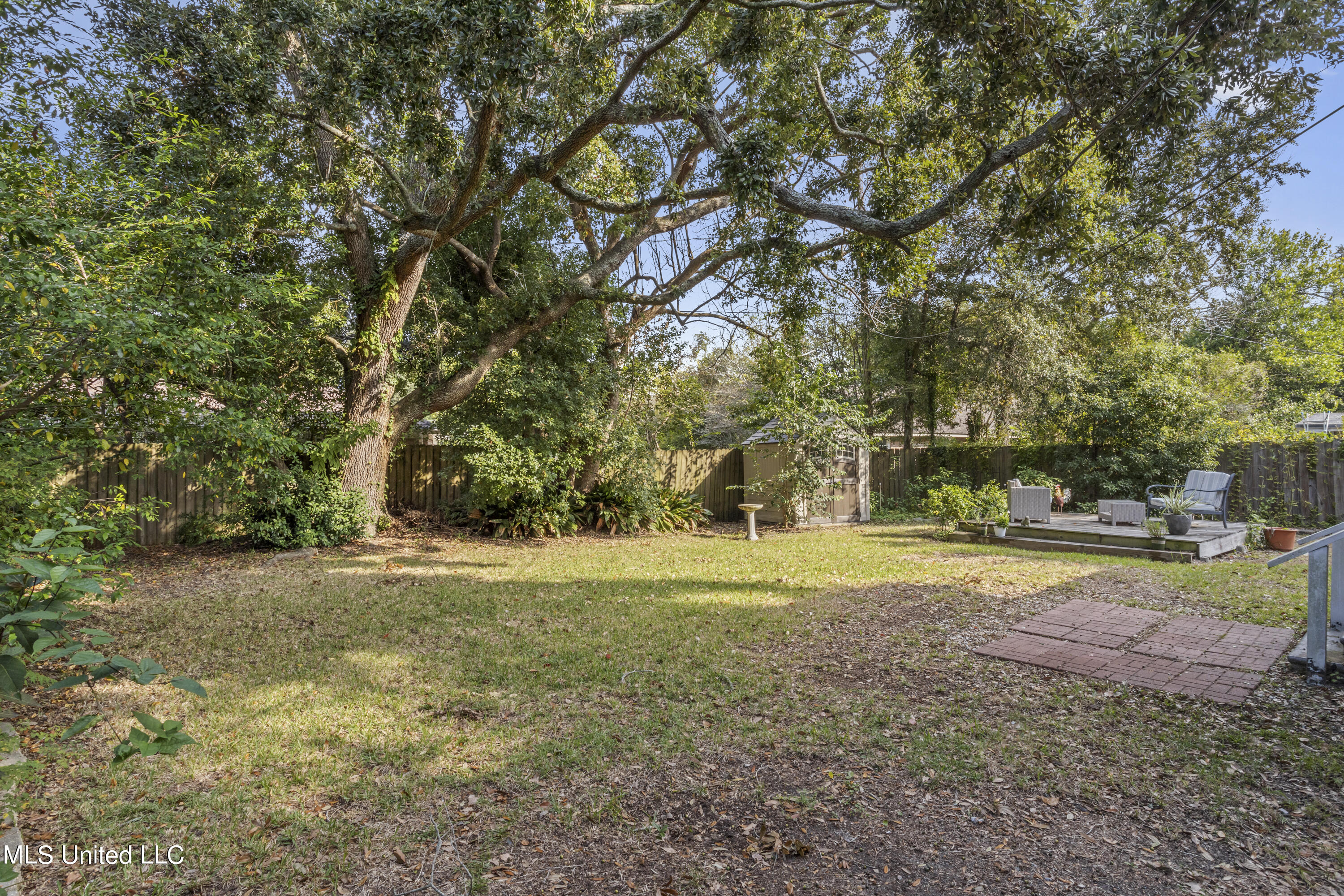 2534 Wilson Road Biloxi, MS 39531 - Photo 35 of 37 035