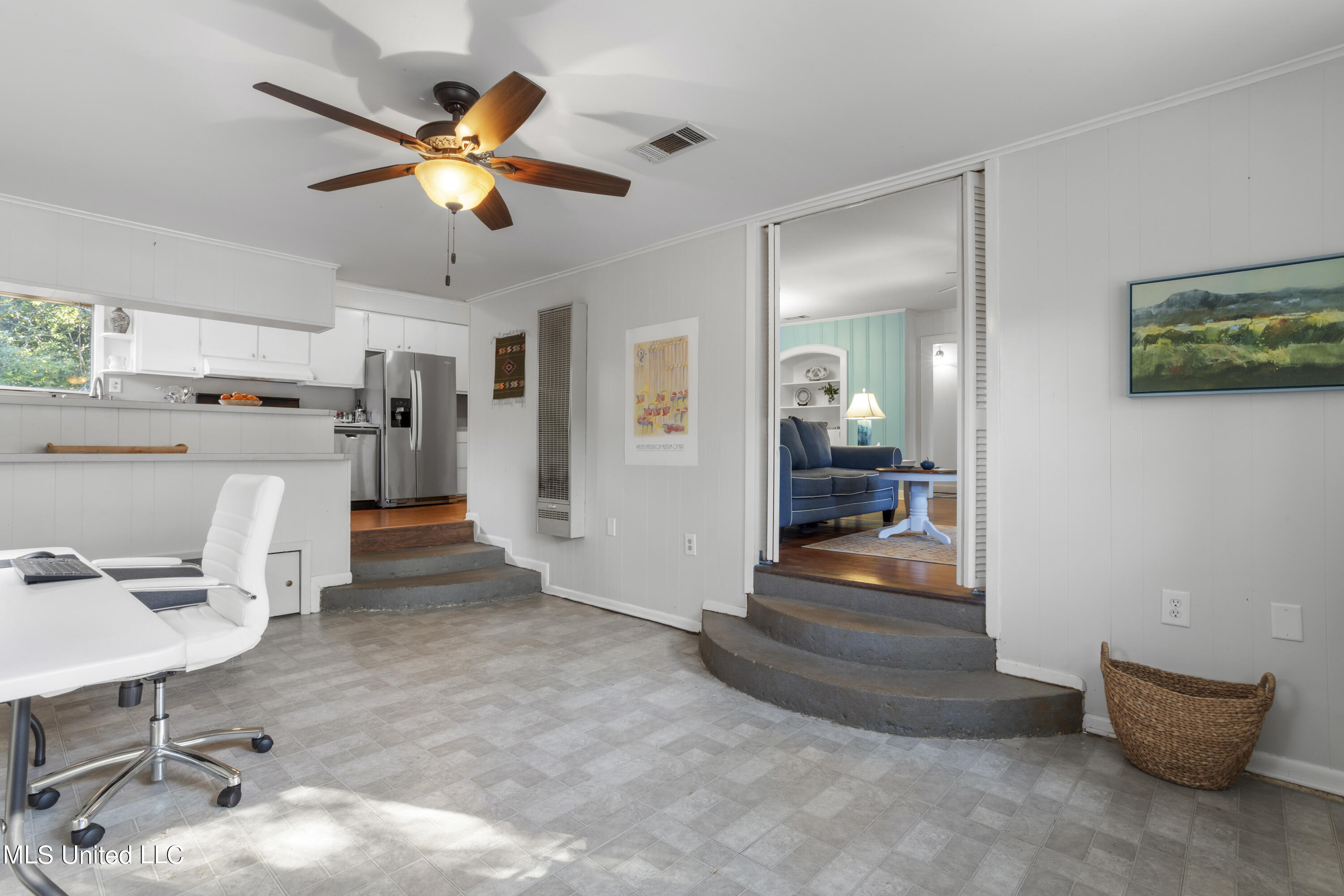 2534 Wilson Road Biloxi, MS 39531 - Photo 10 of 37 010