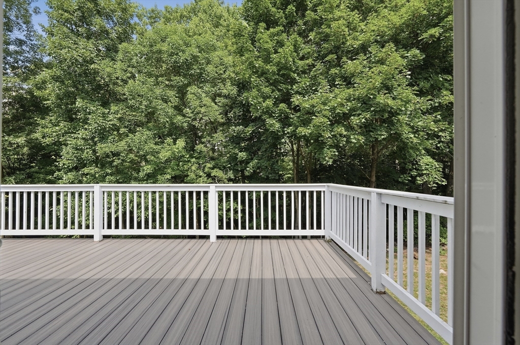 11 Fuller Road Attleboro, MA 02703 - Photo 29 of 31 Gallery Image 29