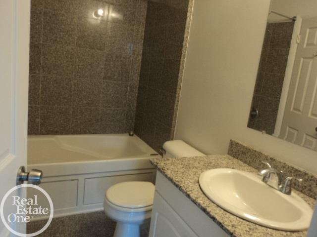 8401 18 18 Mile Road, Unit 124 Sterling Heights, MI 48313 - Photo 37 of 52