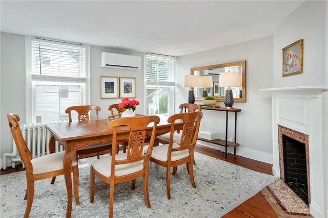 $4,950 | 43 Farewell Street, Unit 2, Newport, RI 02840