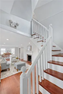 $4,950 | 43 Farewell Street, Unit 2, Newport, RI 02840