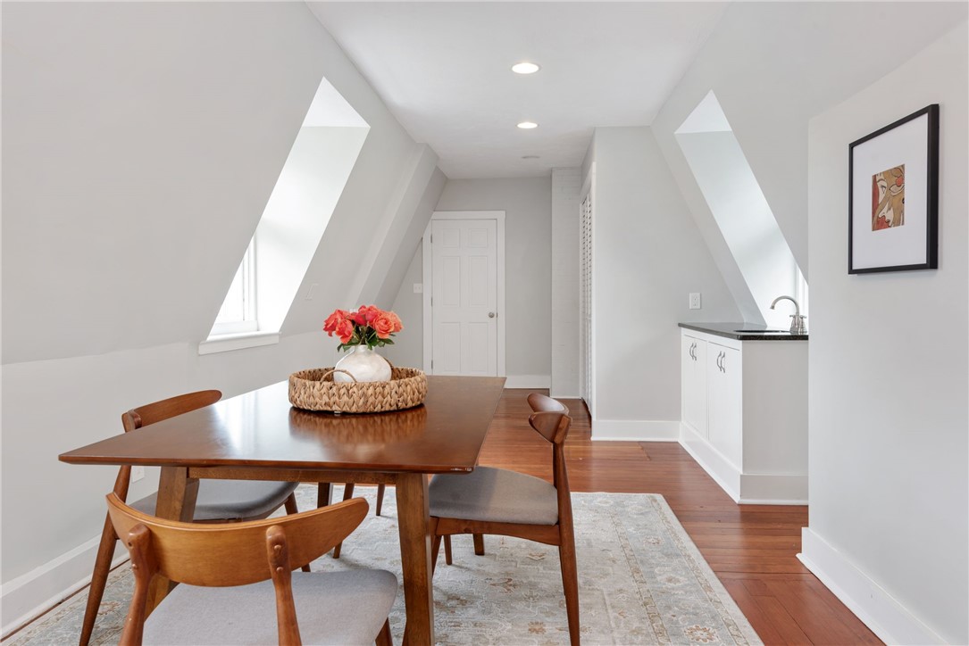 43 Farewell Street, Unit 2 Newport, RI 02840 - Photo 25 of 48