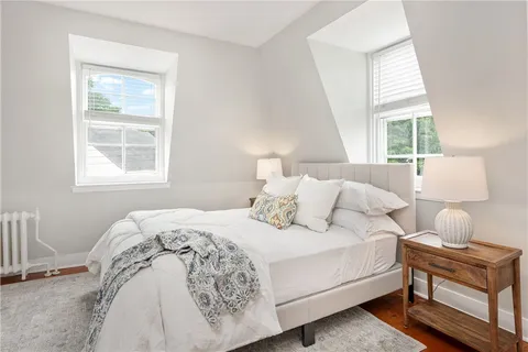 $4,950 | 43 Farewell Street, Unit 2, Newport, RI 02840