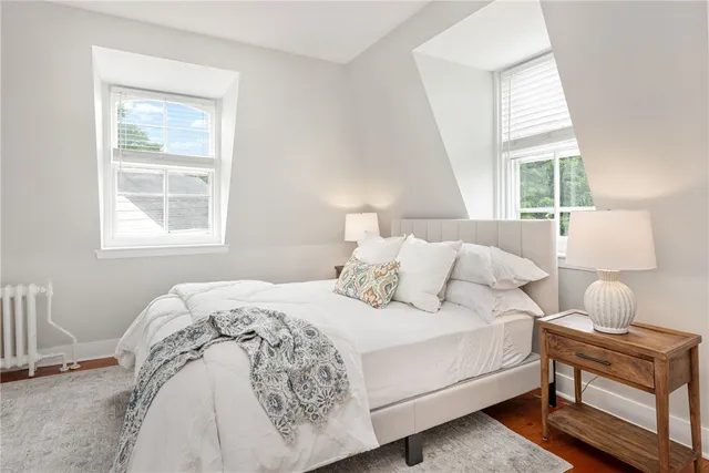 $4,950 | 43 Farewell Street, Unit 2, Newport, RI 02840